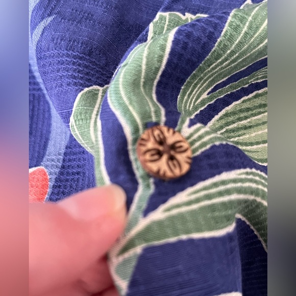 TOMMY BAHAMA | L | SILK - Picture 2 of 10